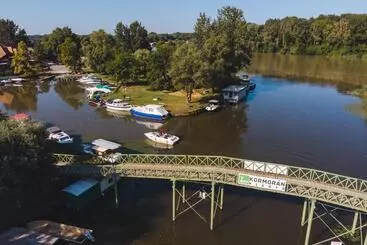 Aamiaismajoitus (B&B) Kormorán Panzió