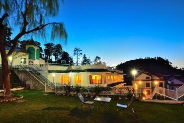 Galleu Hill Resort, Kufri Himalayan View Resort