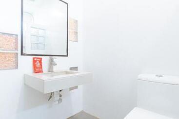 Reddoorz @ El Runway Hotel Bulacan