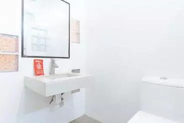 Reddoorz @ El Runway Hotel Bulacan