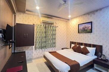 Hotel Wanderlust Resort