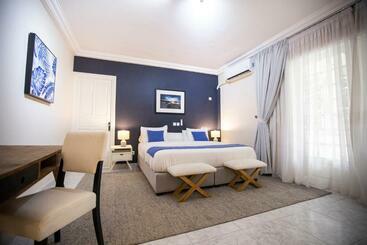 هتل La Baie Des Orchidées