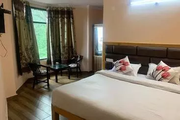 Hotel Aarika Homestay