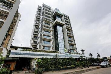 Hotell Capital O 82341  Pallavii Aviidaa