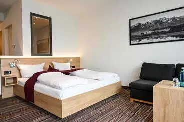 Hotelli Soloplan City Resort