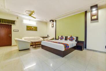 Fabhotel Prime Surpin Palace