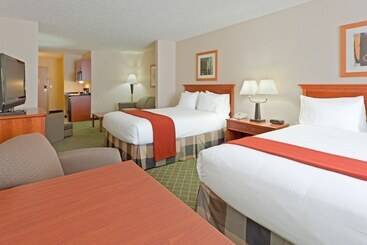 فندق Holiday Inn Express & Suites Kent University Area By Ihg