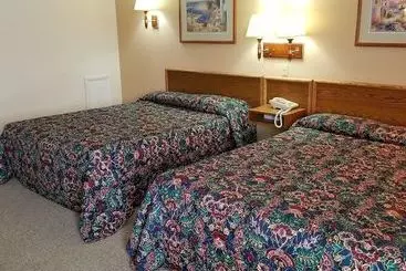 Отель Meadowlark Inn Bridgeport