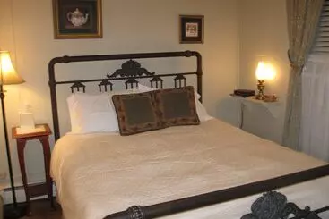 ホテル The Forest Queen