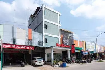 Pension Reddoorz Near Hang Nadim Batam Airport