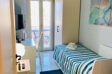 Bed and Breakfast B E B Le Terrazze Sul Mare