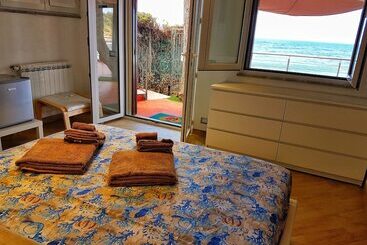 ペンション Brezza Marina Guesthouse