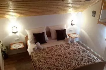 Aamiaismajoitus (B&B) Green Lakes House