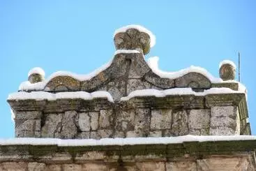 تختخواب و صبحانه Il Castello