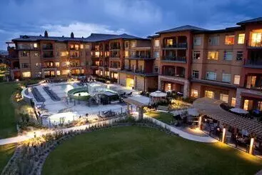 Szálloda Watermark Beach Resort