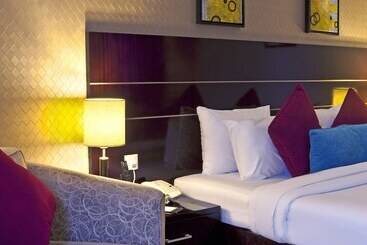 هتل Landmark Riqqa