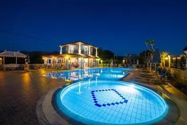 アパートメント Makis Studios