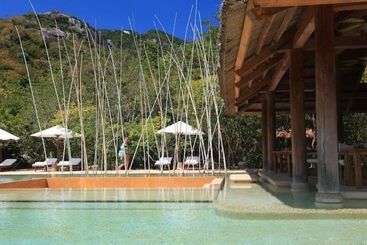 هتل Six Senses Ninh Van Bay
