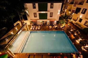 Отель Sunkissed Premium By Wsi,calangute Beach