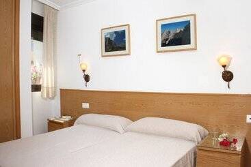 Apartamentos Serrella