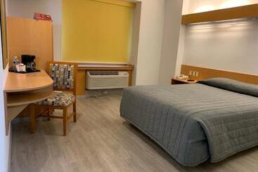 فندق Intercity Zapopan