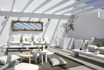 Hotel Petit Palace Suites