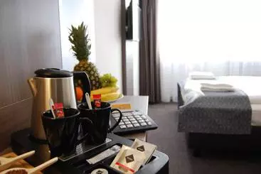 Szálloda Dom  Am Romerbrunnen