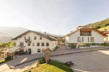 ホテル Gasthof Handl