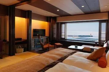 Kitakobushi Shiretoko Hotel & Resort