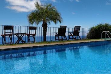 קוטג'' Calhau Grande