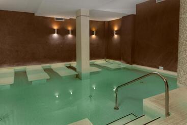 ホテル Pirin Park