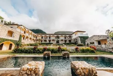 Отель Los Mandarinos Boutique  And Spa