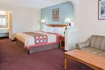 Hotel Super 8 By Wyndham Sealy