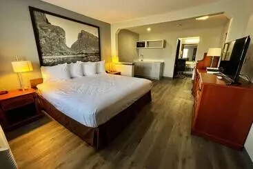 Hotel Super 8 By Wyndham Sealy