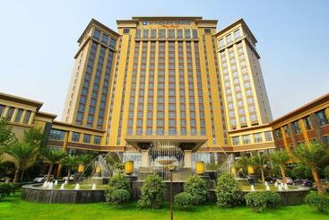 Otel Wyndham Grand Plaza Royale Palace Chengdu