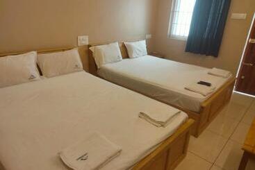 Hotel Limra Residency