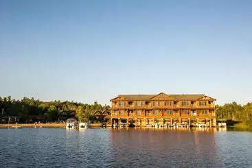 هتل آپارتمان Ampersand Bay Resort