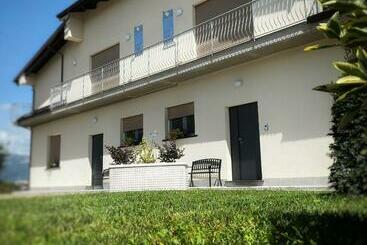 בית מלון כפרי Natural House