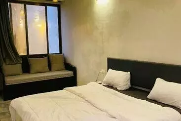 Mountain N Lake Resort