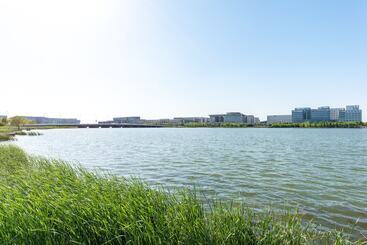 Tianjin Crown International Apartments