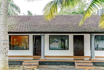 בית מלון כפרי Capital O 82547 Hamlet Heaven