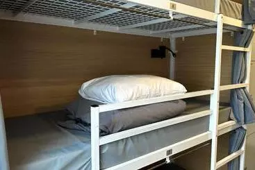 Smart Hyde Park View Hostel