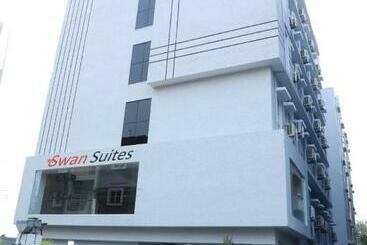 فندق Swansuites Gachibowli
