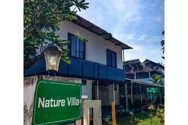 Hotel Nature Villa Kochi