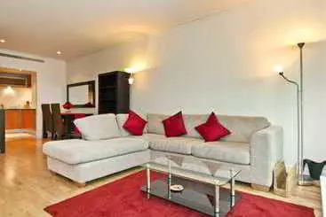 Discovery Dock Serviced Apartments