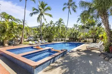 Hotel Tasman Holiday Parks   Airlie Beach