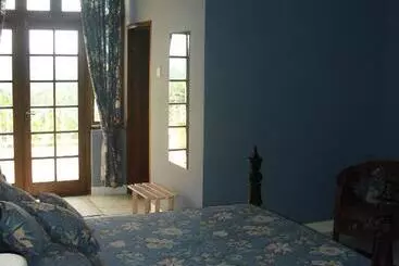 בית מלון כפרי Tamarind Great House