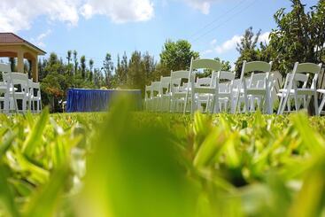 هتل Ufanisi Resort Kisii