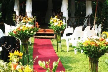 בית מלון כפרי Komma Nader Gastehuis