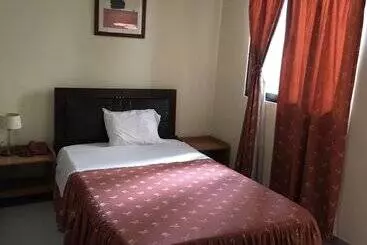 Hotel Mivena   On Airport Street